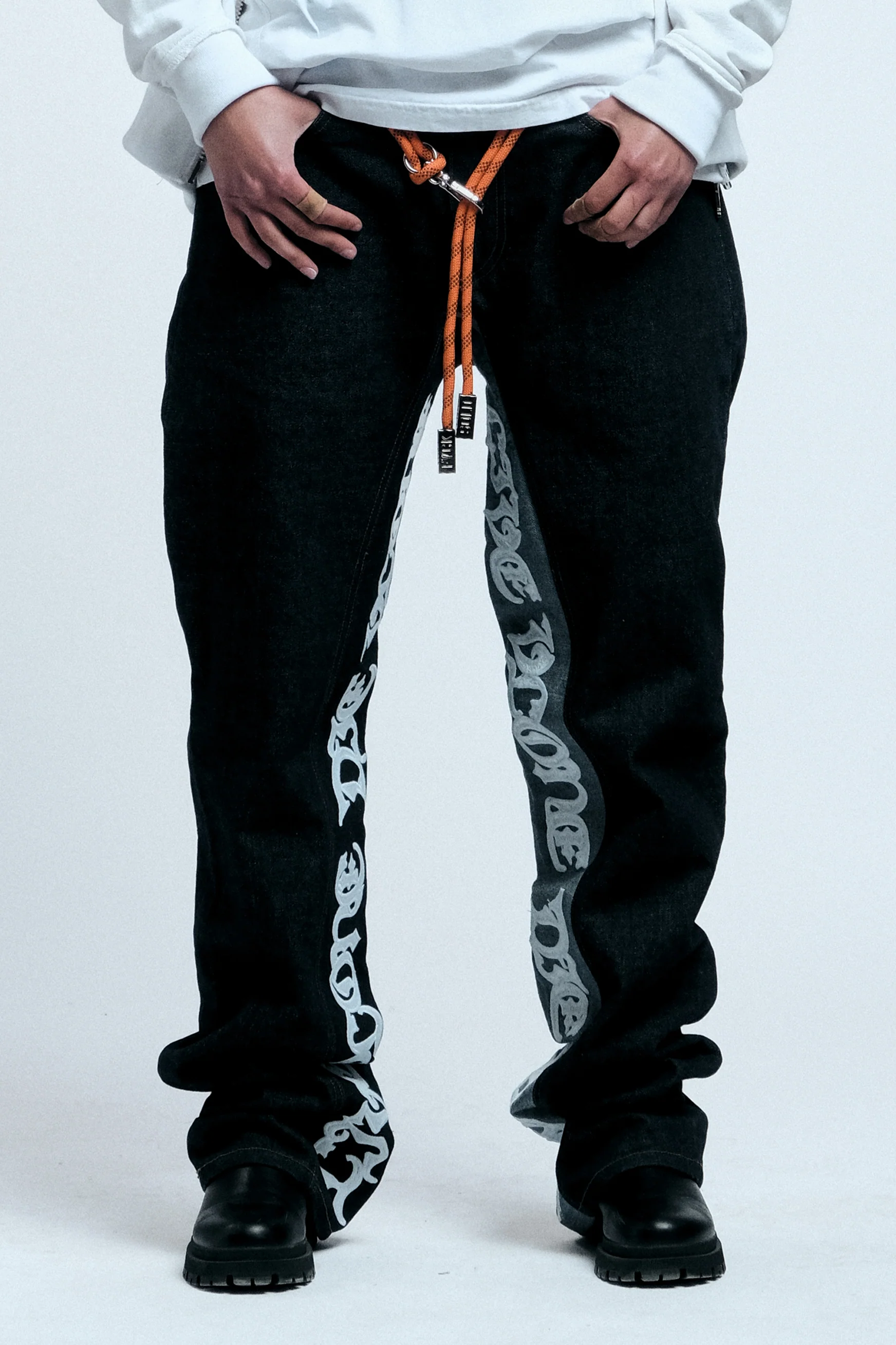 LVDV TWO-TONE RAW DENIM JEANS - Image 4