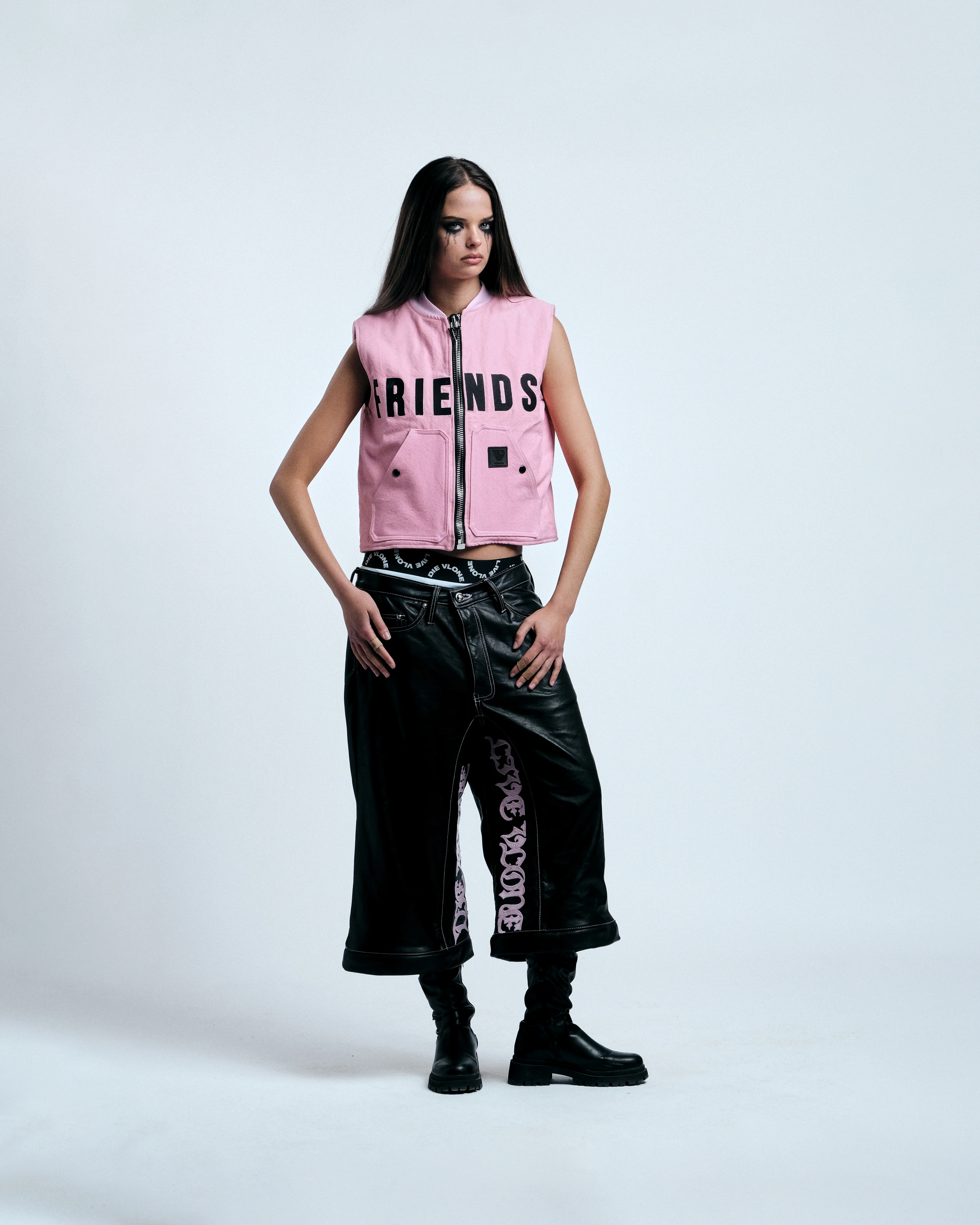 KISSING PINK VEST CROP-TOP - Image 8