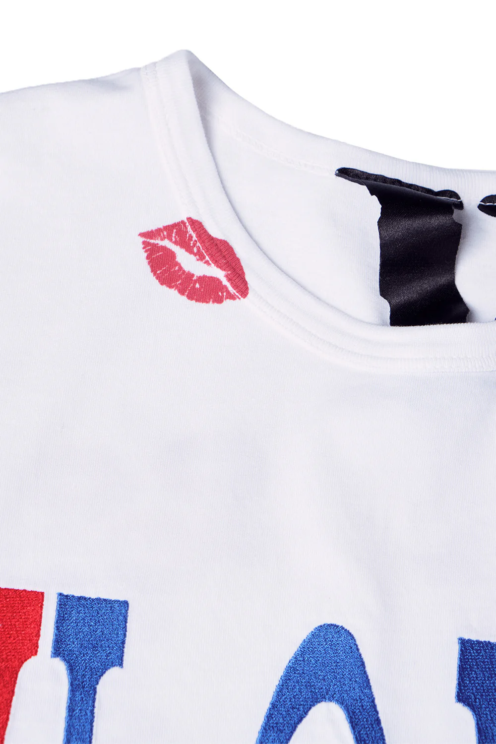 RED LIPSTICK OG EMBROIDERED T-SHIRT (white) - Image 5