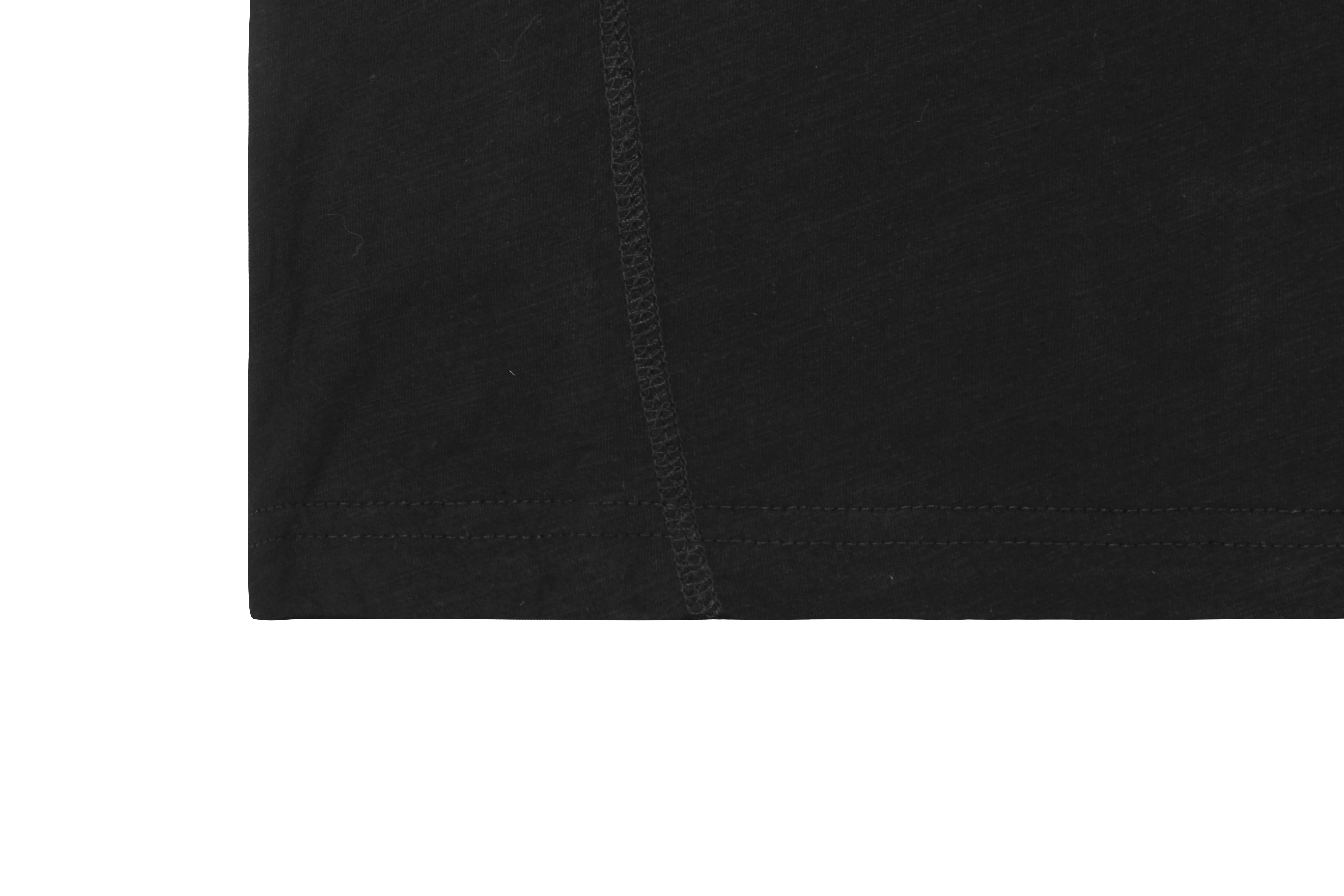 OG STAPLE EMBRODIERIED UNDERSHIRT (BLACK RED) - Image 6
