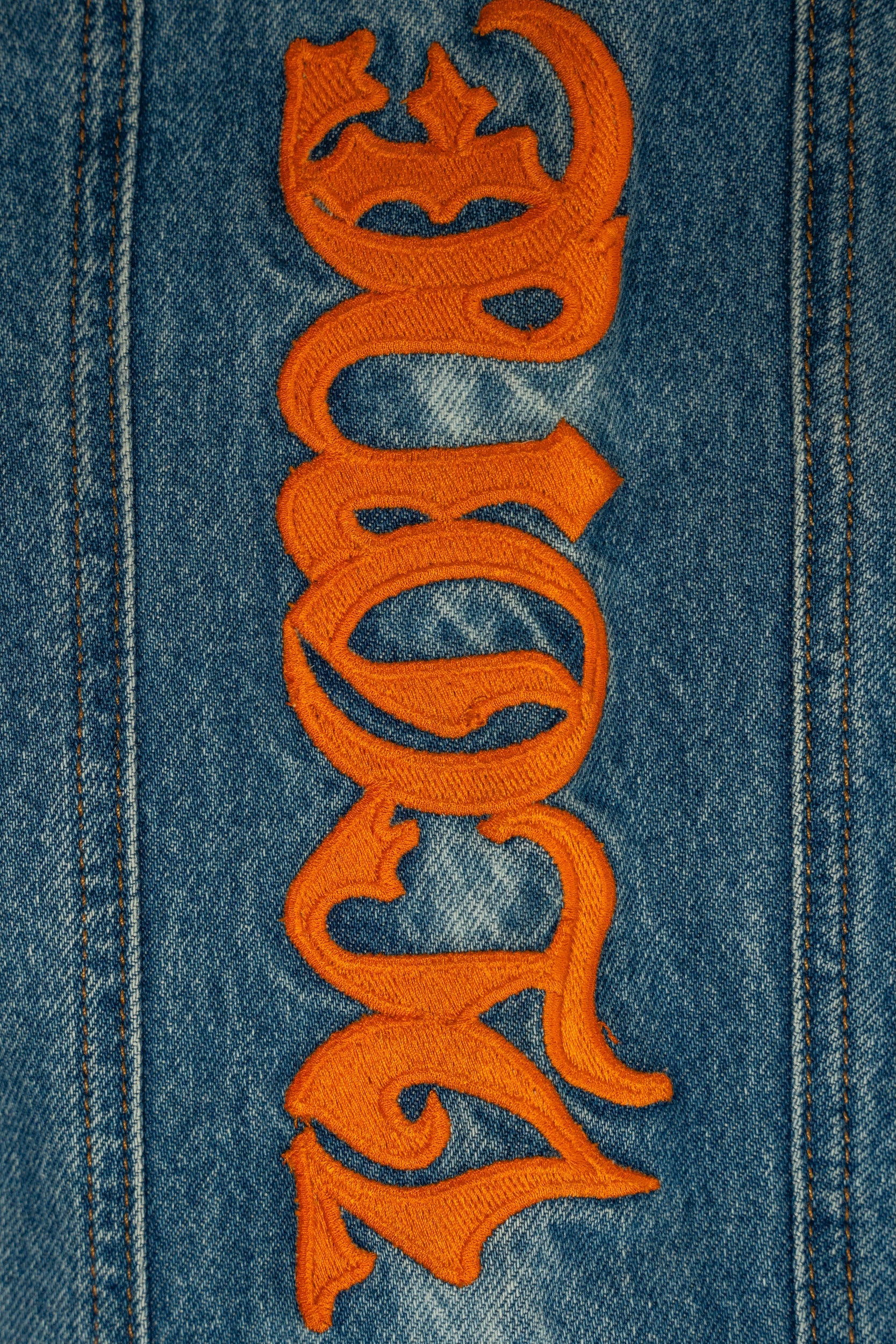 THE INFAMOUS LVDV SKATER JEANS/SHORTS with “DAGGER” KEYCHAIN - Image 7