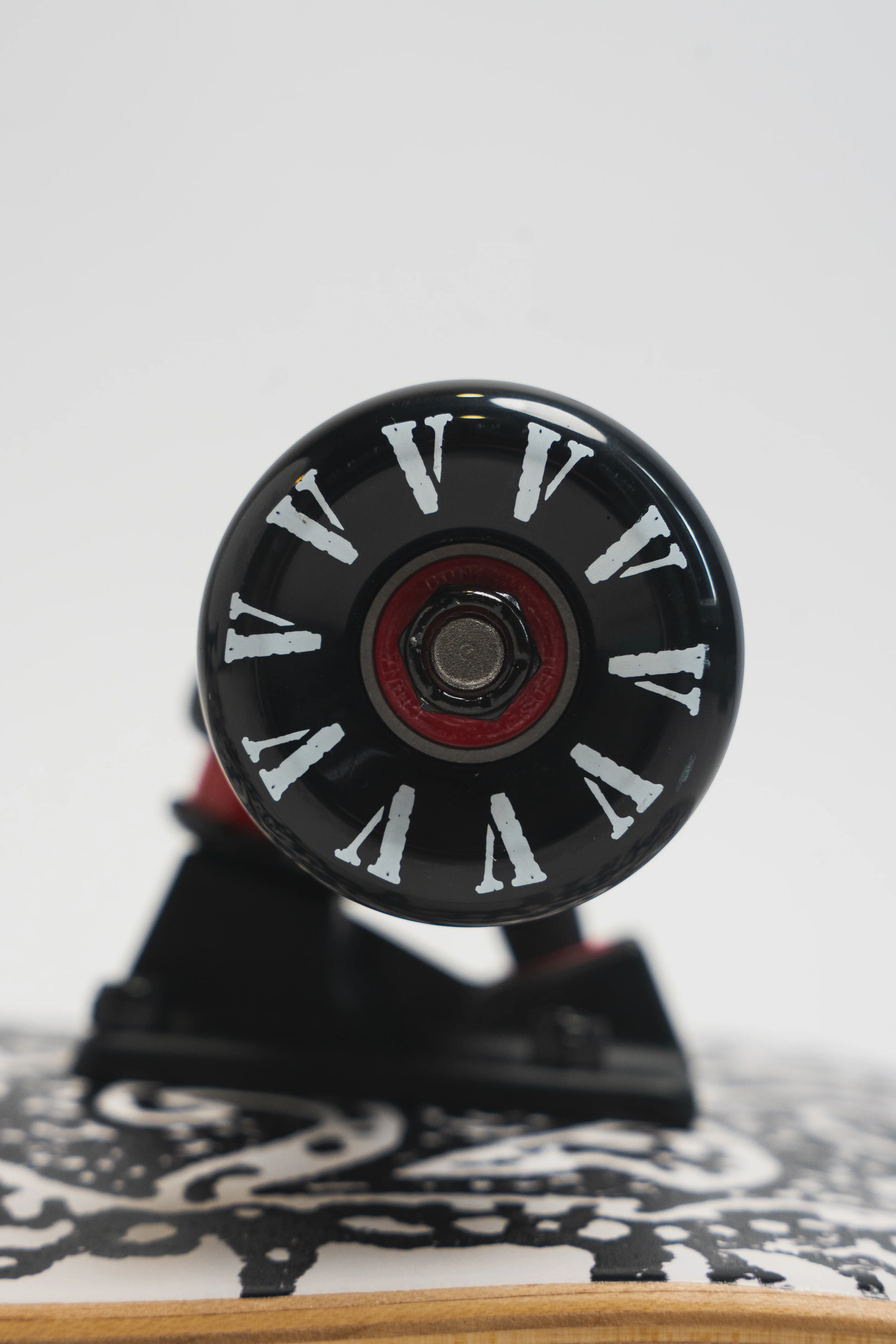 V.S.U. GATE KEEPER SKATE DECK - Image 4